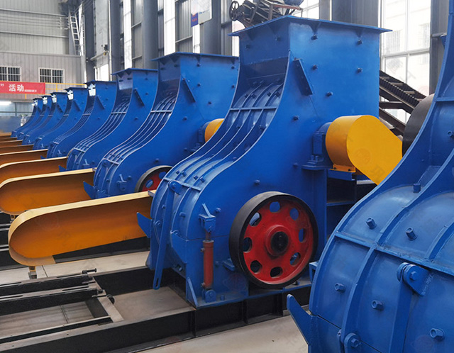 雙級無篩底粉碎機(jī)適合粉碎硅酸巖嗎?效果如何？